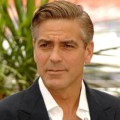 George Clooney Bermain di "The Descendants"