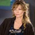 Michelle Pfeiffer Menjadi Linda di 'Personal Effects'