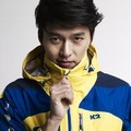 Hyun Bin Berpose untuk Iklan K2 Fashion