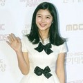 Kim Yoo Jung di Red Carpet MBC Drama Awards 2012