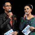 Darius Sinathrya dan Donna Agnesia Menjadi Pembawa Acara Konser HUT Indosiar ke-18
