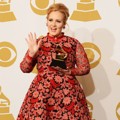 Adele Raih Piala Best Pop Solo Performance