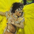 Bintang TV Brazil Juliana Alves Ikut Serta di Rio Carnaval 2013