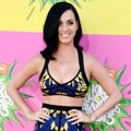 Katy Perry di Orange Carpet Kids Choice Awards 2013