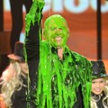 Pitbull Tersiram Slime di Kids Choice Awards 2013