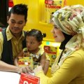 Indra Bekti dan Aldilla Jelita Saat Mengisi Acara 'Nestle Indonesia'