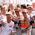 Dani Pedrosa Merayakan Kemenangannya Bersama Tim Repsol Honda