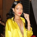 Rihanna Raih Posisi ke-8 Best-Dressed Stars 2014 Versi People