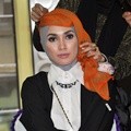 Ussy Sulistiawaty dalam Acara Pembukaan Outlet Ketiga Fashion Hijab 'Ussy House of Moeslem'
