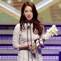 Park Shin Hye Raih Piala Mid-length Drama Excellent Female Acting