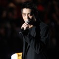 Jung Joon Young Raih Piala Style in Music