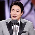 Jo Jin Woong Raih Piala Best Supporting Actor