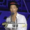 Taeyang Big Bang Raih Piala Best Solo Male