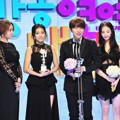 Sistar dan K.Will Raih Piala Special Award - Singers