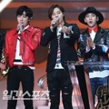 B1A4 Raih Piala Album Bonsang
