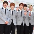 Bangtan Boys di Red Carpet Gaon Chart K-Pop Awards 2015