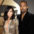 Kim Kardashian dan Kanye West di Red Carpet Grammy Awards 2015