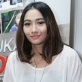 Adzana Bing Slamet Hadiri Premier Film 'Gue Bukan Poconggg'