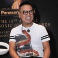 Uya Kuya di Jumpa Pers Panasonic Gobel Awards 2015