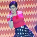Penampilan Syahrini di Indonesia Kids' Choice Awards 2015