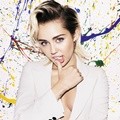 Miley Cyrus di Majalah Elle UK Edisi Oktober 2015