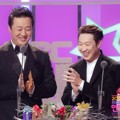 Haha dan Jung Jun Ha di MBC Entertainment Awards 2015
