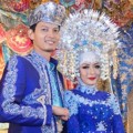 Pernikahan Fedi Nuril dan Vanny Widyastati Mengusung Adat Padang