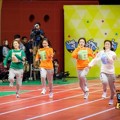 Para Idol Wanita Ikuti Kompetisi Lari