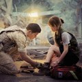 Song Joong Ki dan Song Hye Kyo di Poster Drama 'Descendants of the Sun'
