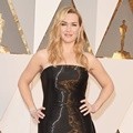 Kate Winslet Dibalut Gaun Hitam Rancangan Ralph Lauren