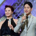 Kim Hye Soo dan Yoo Joon Sang Bertugas sebagai MC Blue Dragon Awards 2016