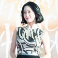 Jeon Hye Bin di Red Carpet Hari Kedua Golden Disk Awards 2017