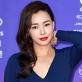 Honey Lee di Red Carpet Seoul Awards 2017