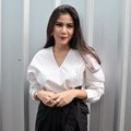 Cynthia Ramlan Ditemui Usai Jadi Bintang Tamu 'Rumpi'