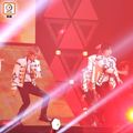 Konser 'EXO PLANET #4 - The ElyXiOn' juga menghadirkan aksi-aksi panggung mengagumkan sejak awal konser.