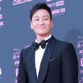 Park Hae Soo di red carpet The Seoul Awards 2018.