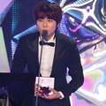 Jung Seung Hwan sukses meraih penghargaan Best Male Solo Artist.