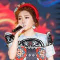 Penanyanyi Vietnam Orange di Panggung MAMA 2018 Korea Penanyanyi Vietnam Orange di Panggung MAMA 2018 Korea