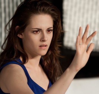 Kristen Stewart Belajar Jadi Manusia di Video Baru 'Breaking Dawn 2'