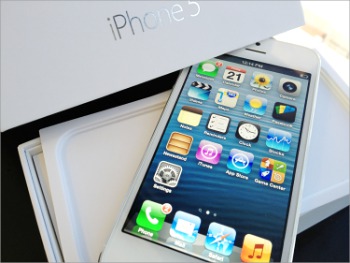 Mulai Bisa Dipesan di Indonesia, Inilah Harga iPhone 5