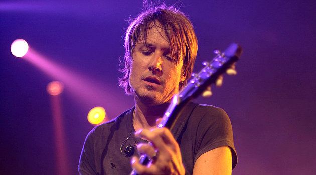 Ini Pengakuan Penonton Tentang Kerusuhan di Konser Keith Urban