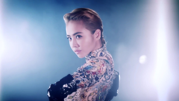 'Gentlewoman' Jolin Tsai Angkat Isu Homoseksualitas