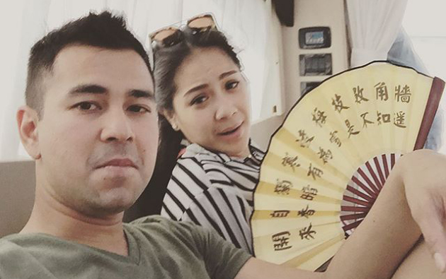 Romantisnya Raffi Ahmad Hadiahkan Cincin  Berlian  untuk 