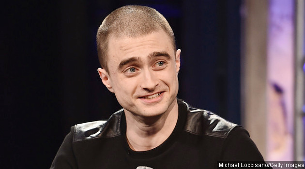 Daniel Radcliffe Cemburui Kostum Eddie Redmayne Di Film Spin Off Harry Potter