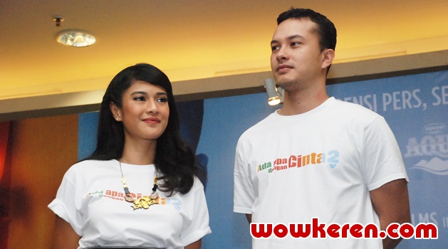 Ditanya Soal Adegan Ciuman di 'AADC 2', Ini Respon 