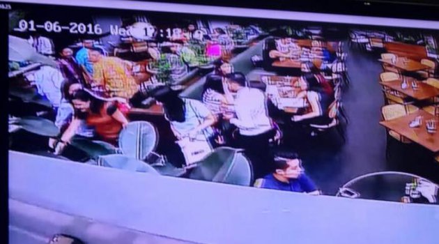 Sidang Jessica Digelar Jaksa Putar Rekaman Cctv Saat Mirna Minum Kopi Sianida 6273