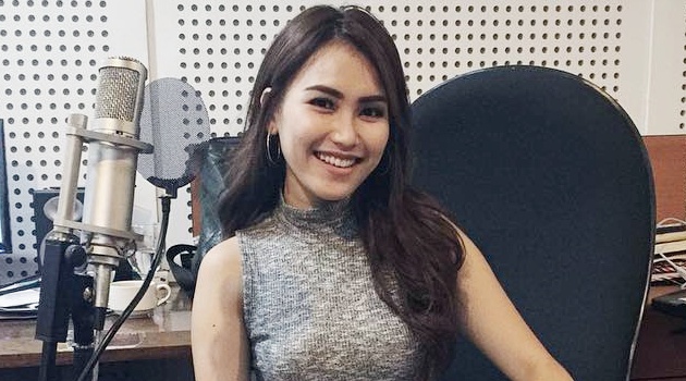  Cincin  Misterius Ayu  Ting Ting  Ternyata Kembar dengan 