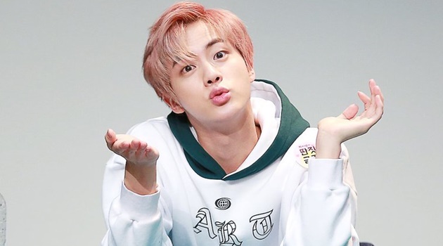 Terlalu Ganteng Jin BTS Dapat Julukan Boneka Hingga Pangeran