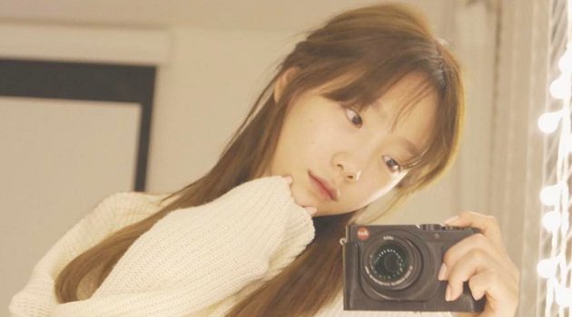 Seksinya Tae Yeon SNSD Pamer Pusar Sambil Julurkan Lidah