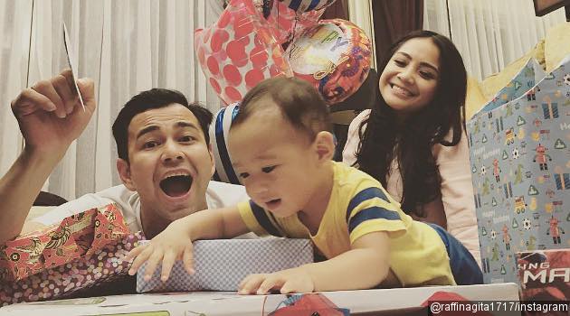 Nagita dan Rafathar  Selfie Imut Netter Kok Ada Foto  